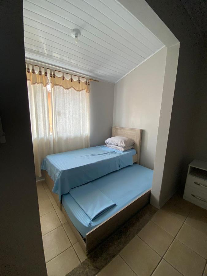 ボンビーニャス Casa Entre Dois Mares - Casa Laranjaヴィラ エクステリア 写真